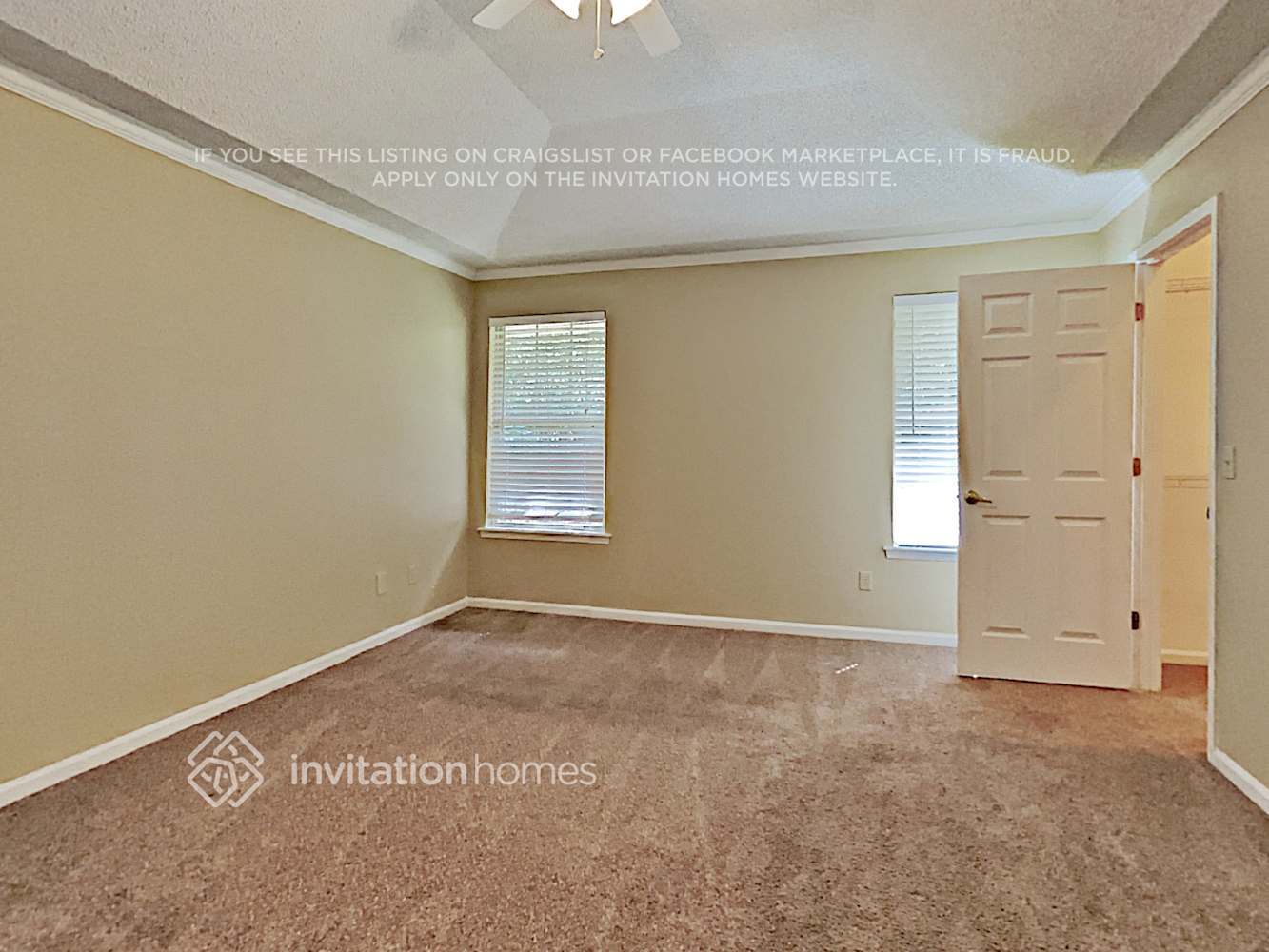Building Photo - 11826 Clearwater Oaks Dr W