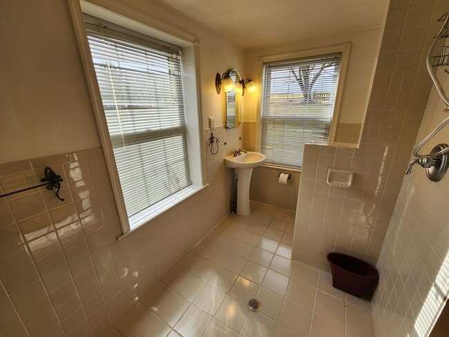 Building Photo - Large and Beautiful Farm House in Quiet Area