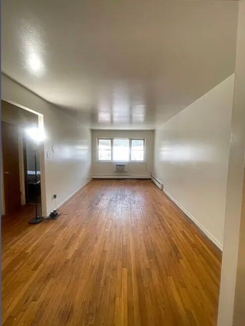 Building Photo - 3417 Barker Ave
