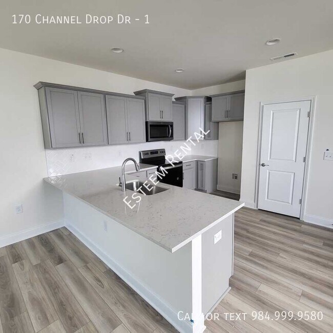 Building Photo - 170 Channel Drop Dr