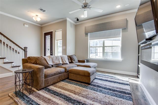 Building Photo - 2821 Lindale Dr