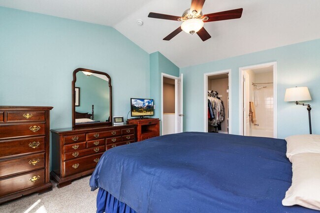 Building Photo - 2502 Timberwood Dr