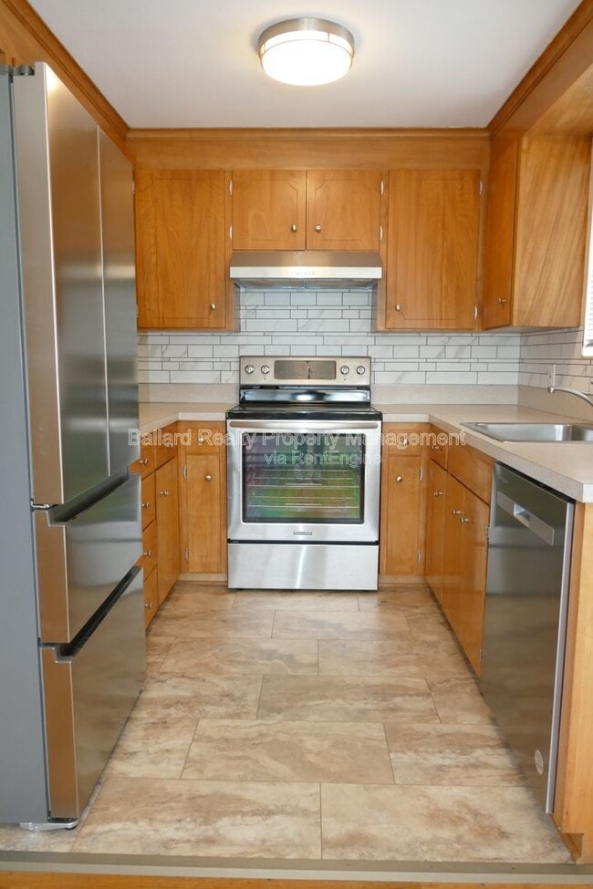 Building Photo - 2430 NW 59th St