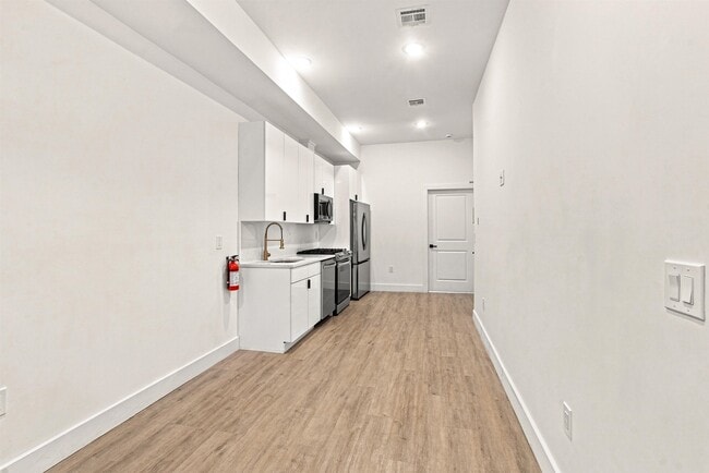 Building Photo - 234 Webster Ave