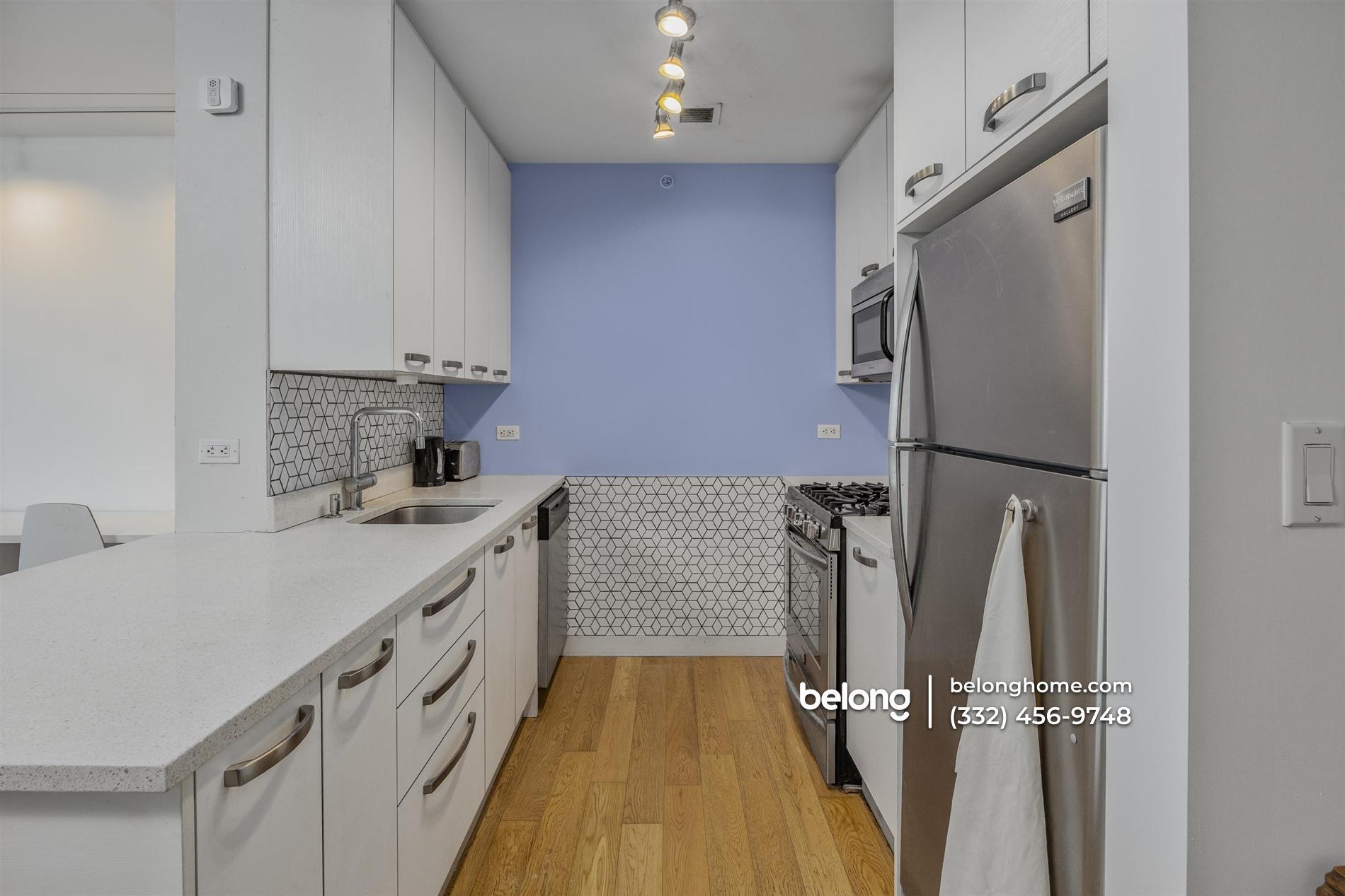 Building Photo - 8 Vanderbilt Ave