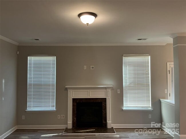 Building Photo - 5830 Langwell Ln