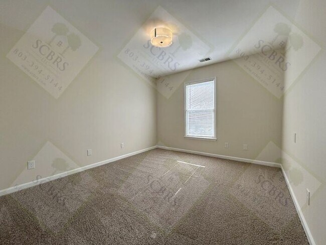 Building Photo - 13 Tomafield Ct