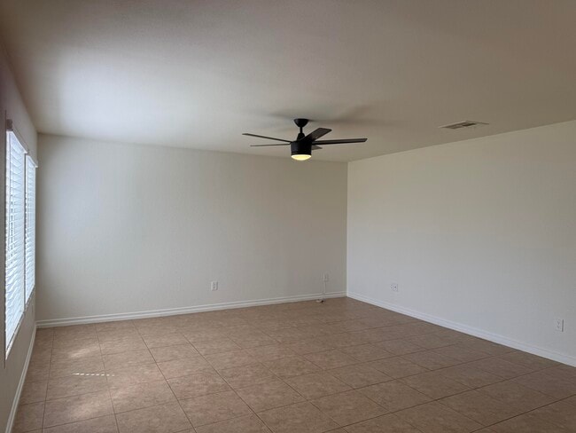 Building Photo - 52395 Avenida Carranza