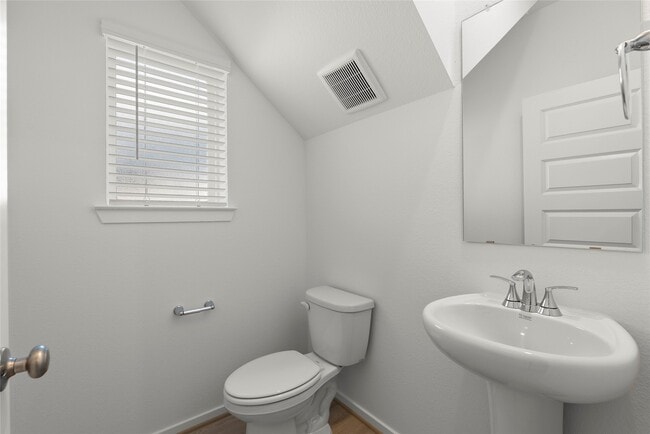 Building Photo - 702 Sand Dollar Dr
