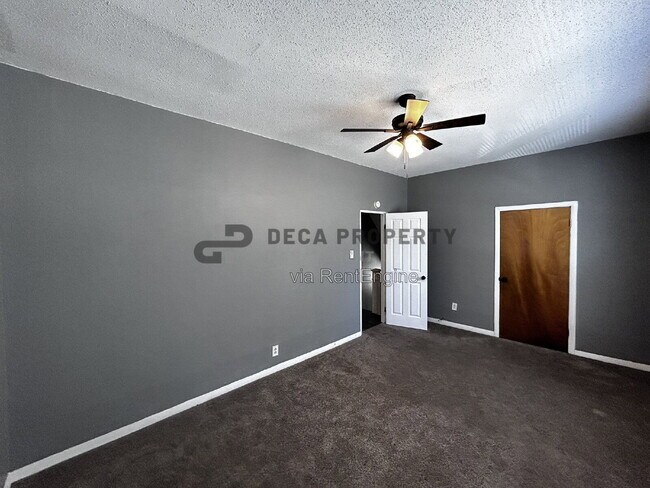 Building Photo - 1555 Salerno Dr