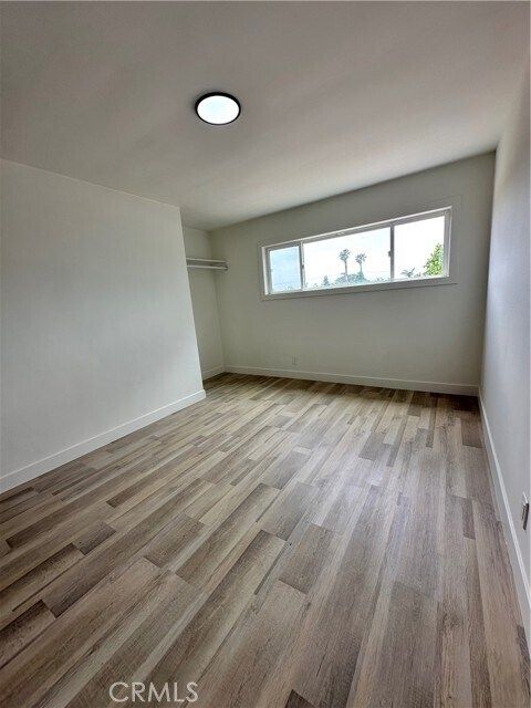 Building Photo - 1544 Ruhland Ave
