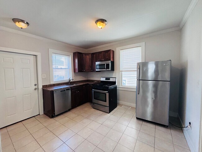 Building Photo - OLD TOWN QUANTICO - IMMEDIATE MOVE IN