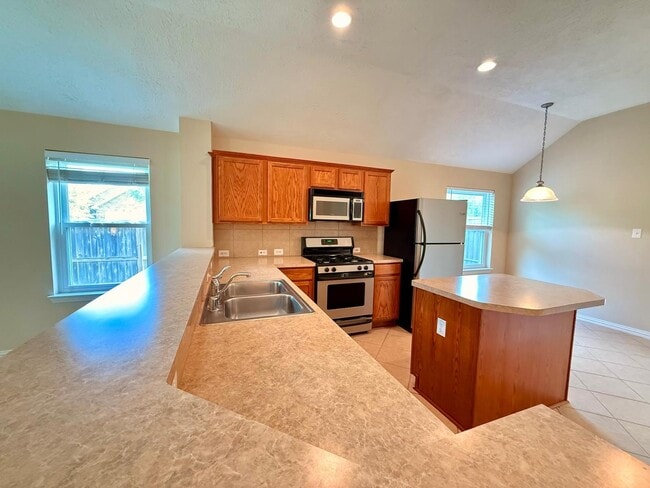 Building Photo - 23202 Prairie Lily Ln