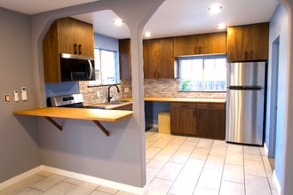 Building Photo - 3547 E Green St