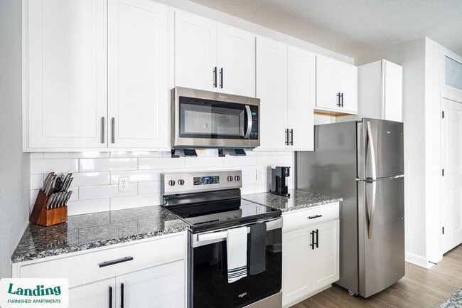 Building Photo - 84 San Filippo Dr SE