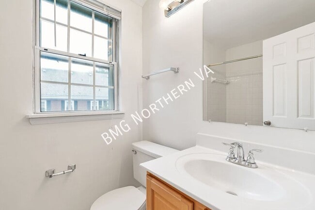 Building Photo - 3612 S Taylor St