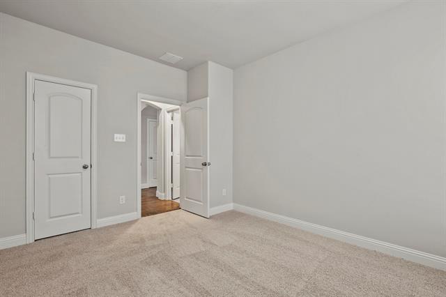 Building Photo - 4333 Falcon Ln