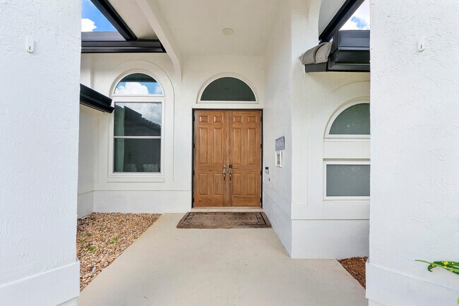 Building Photo - 5431 NW 109th Ln