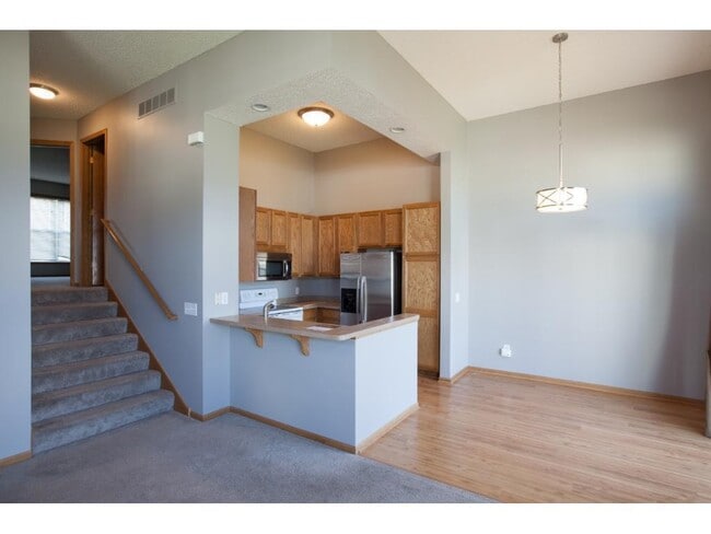 Building Photo - 7134 Merrimac Ln N