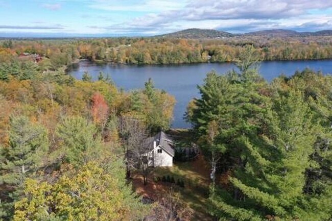 Building Photo - Charming 3BR House on Augur Lake 30 acre private property