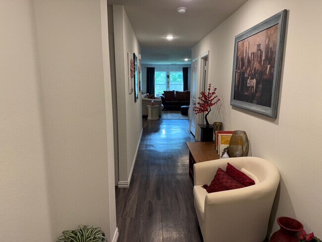Building Photo - WEST SHERMAN 3/2/2 DESIRABLE AUSTIN LANDING NEIGHBORHOOD WITH COMMUNITY POOL!
