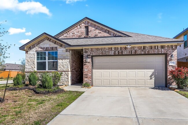 Building Photo - 2116 Sweet Bay Dr
