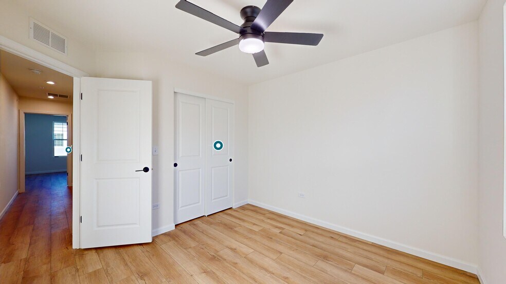 Bedroom 2 - 134 Yorktown Ct