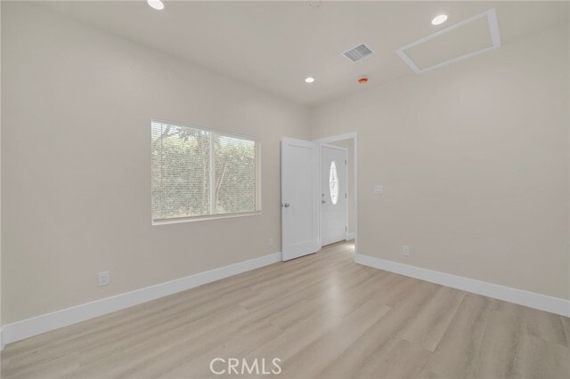 Building Photo - 1026 W Teresa St