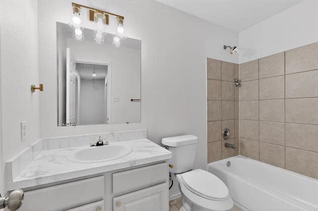 Building Photo - 4502 Alamosa St