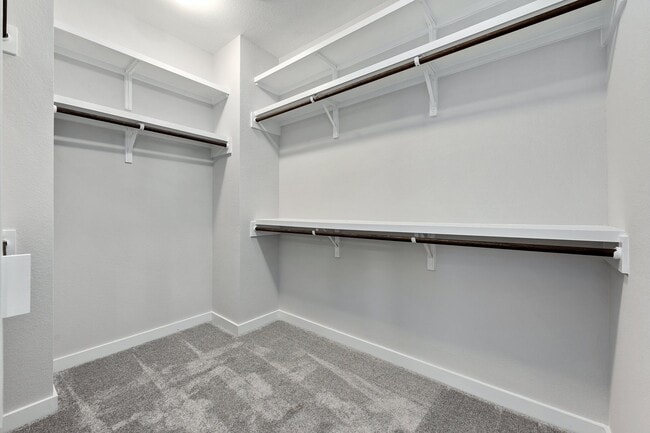 Building Photo - 12001 Vista Parke Dr