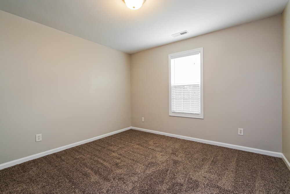 Building Photo - 610 Crosstie St