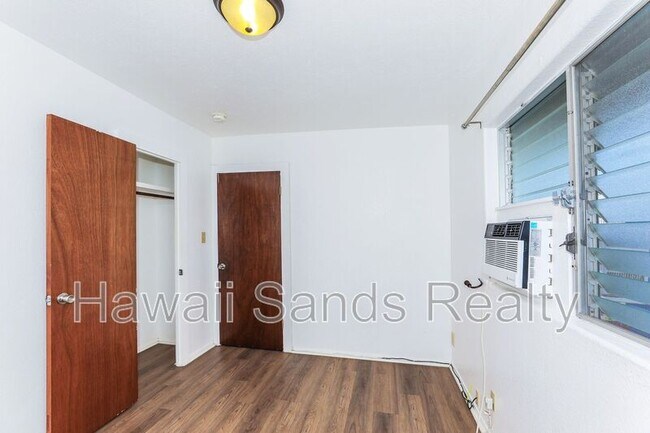 Building Photo - 3331 Hayden St