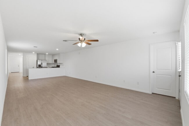 Building Photo - 6418 Geyser Starish Dr