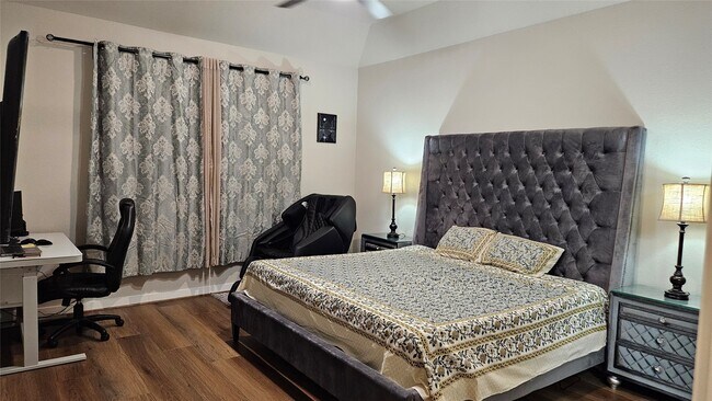 Building Photo - 18218 Bluebird Br Ln