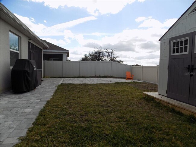 Building Photo - 1713 Chatsworth Cir