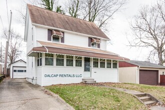 Building Photo - Firestone Park Home Available