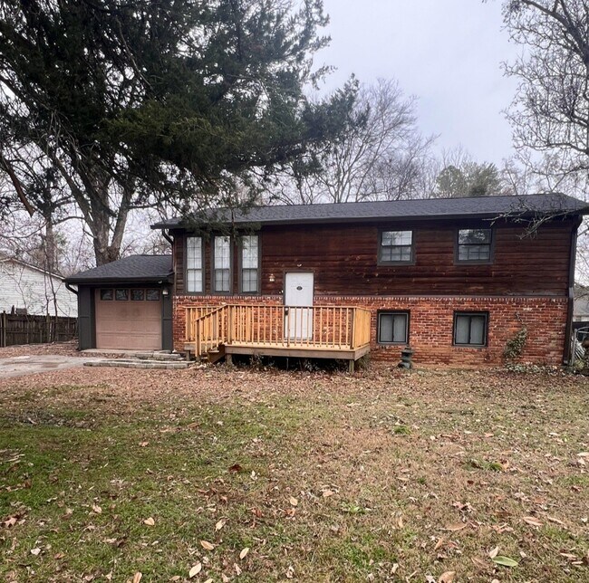 Building Photo - 131 Dolores Dr
