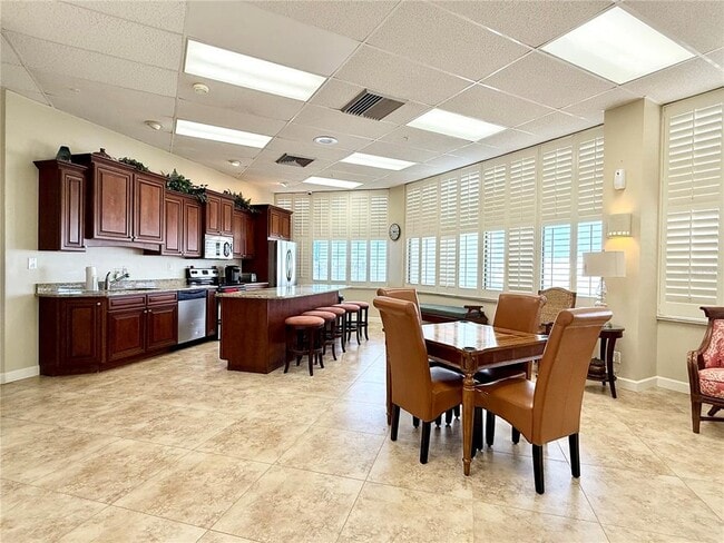 Building Photo - 3047 S Atlantic Ave