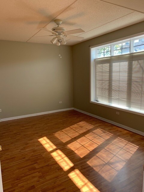 Building Photo - 105 W St Charles Rd