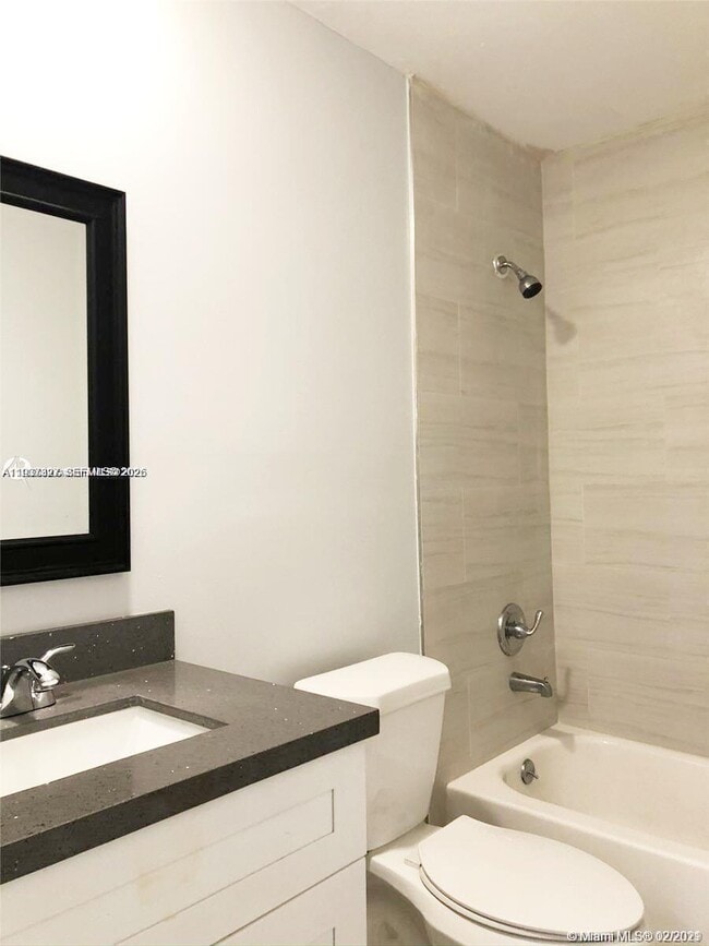 Building Photo - 1235 NE 3rd Ave