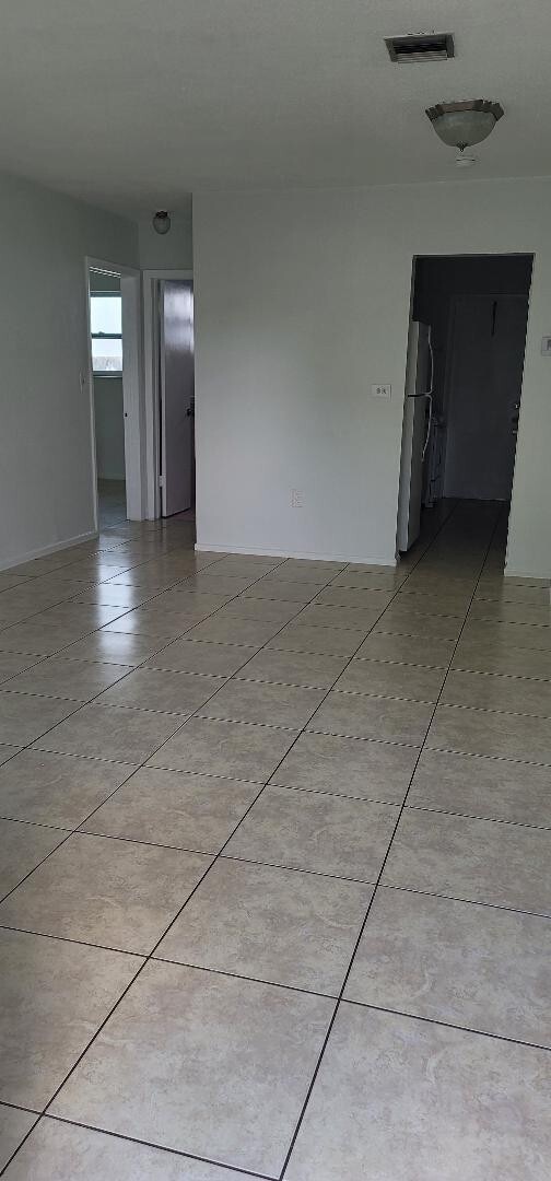 Building Photo - 7511 Venetian St