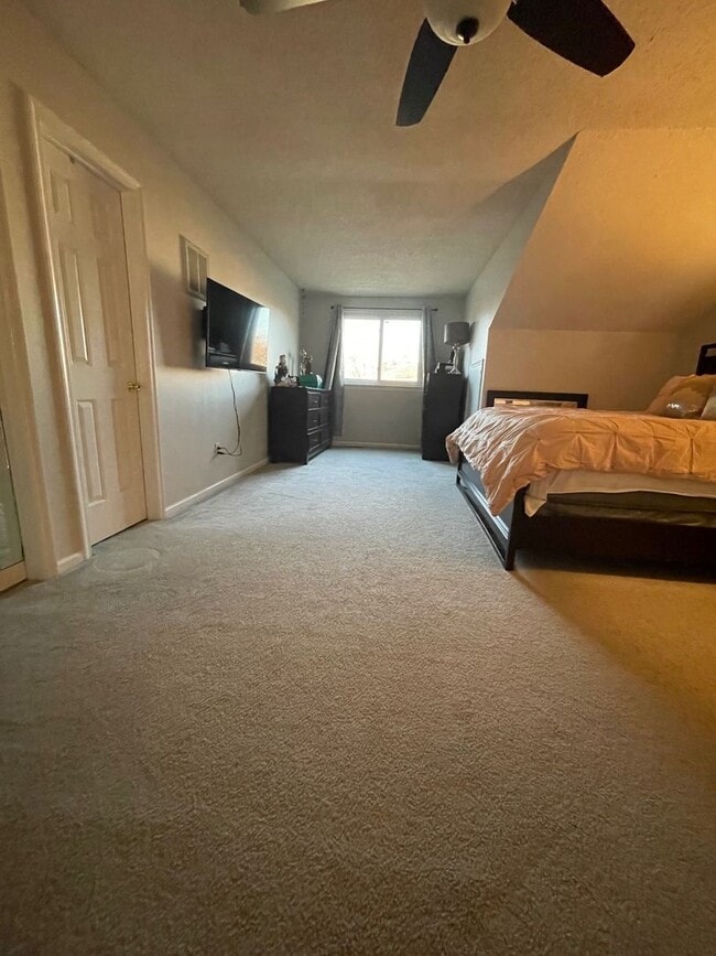 Building Photo - Green Run