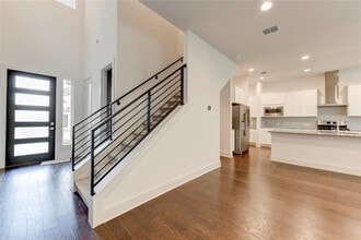 Building Photo - 1531 N Red Bud Ln