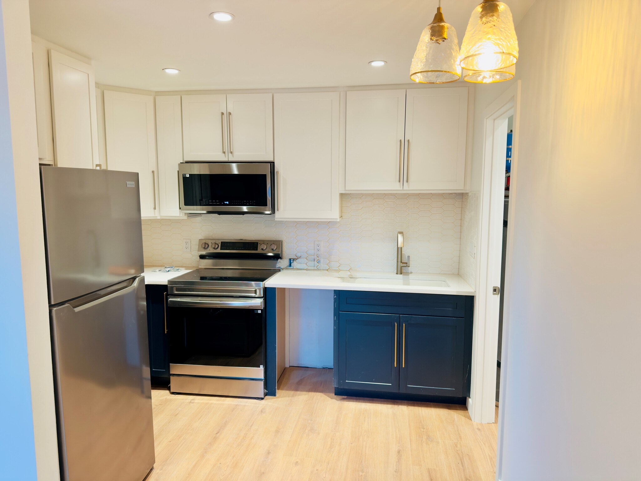 Building Photo - 2025 Canyons Resort Dr