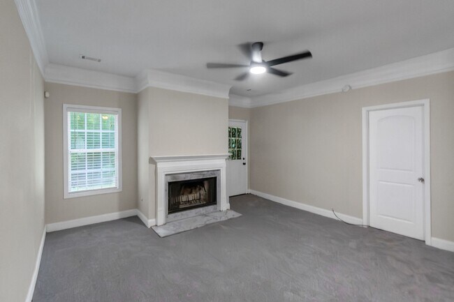 Building Photo - Beautiful 4 Bedrooms + Bonus Room on Nearly 1 Acre in Stockbridge! ?