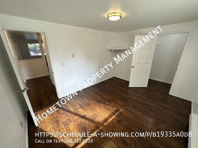 Building Photo - Lower Level 2 Bedroom Apartment with W/S/G...