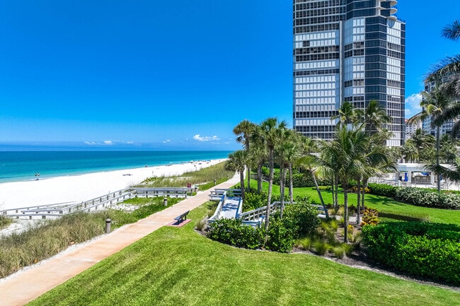 Building Photo - 4751 Gulf Shore Blvd N