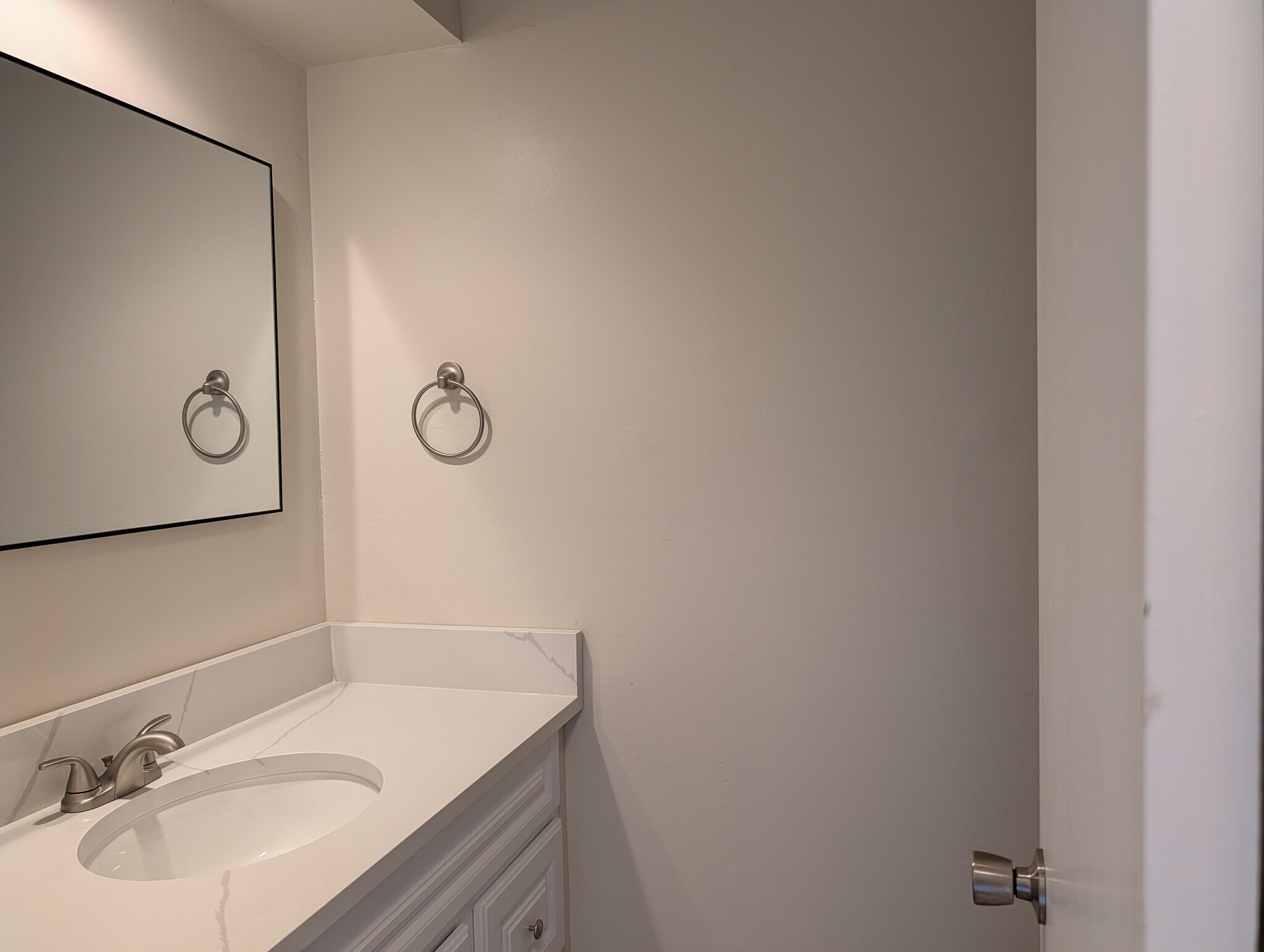 Building Photo - 3784 Cedarwood Ct