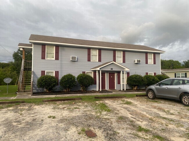 Building Photo - 123 Calvin Ct
