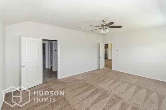 Building Photo - NOW AVAIALBLE! - 10529 Fort Cibolo Trl, Cr...